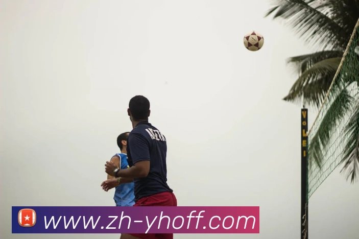 世界前十格局变动舍夫勒领跑优势明显麦金泰尔排名跃升引关注